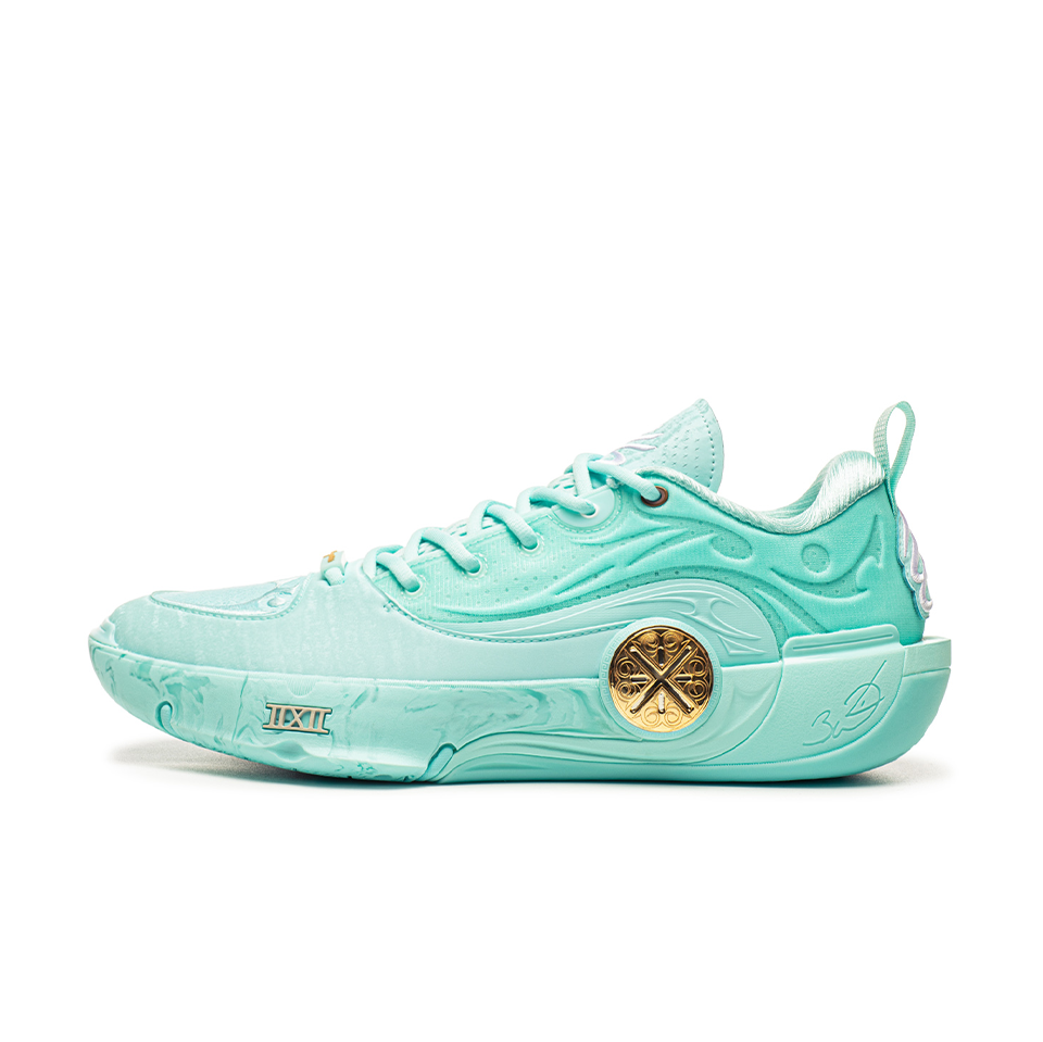 Li-Ning Way of Wade 12 Liberty Curry Moment basketball shoe, side view with a mint green upper, sculpted sole and circular gold side emblem.