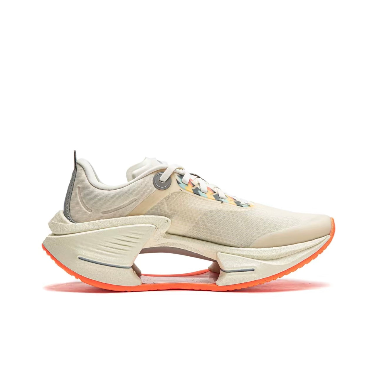 LiNing Schaduw 3 Essentieel ‘Beige’「Dames」 - Kicksown winkel