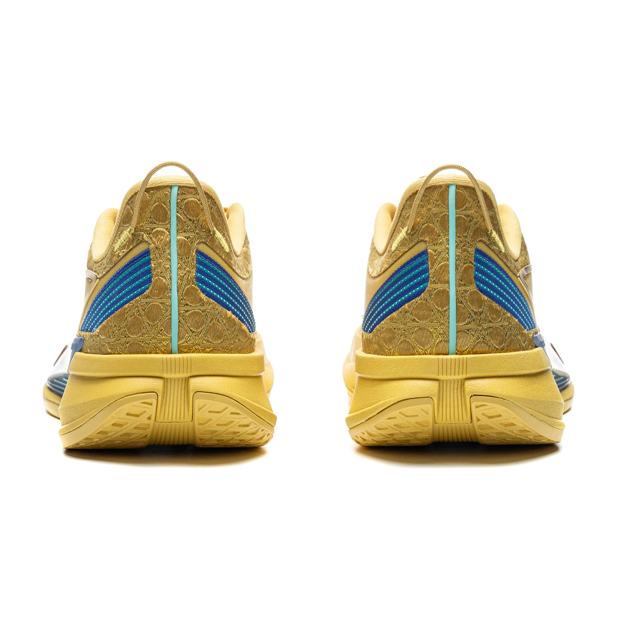 LiNing Ultra Light 2026 'Bright Gold'