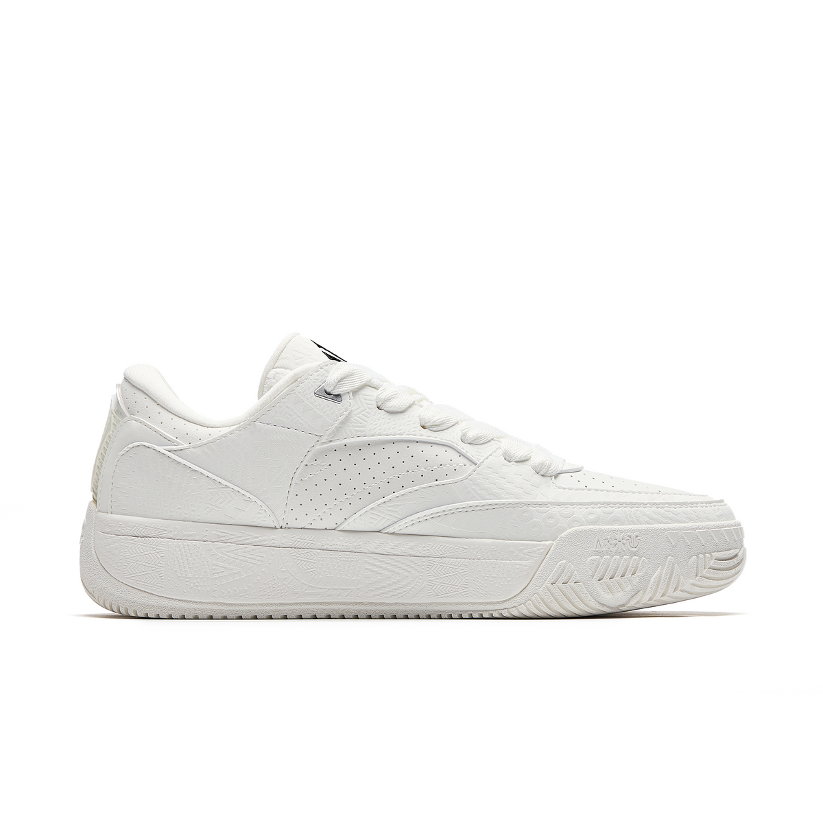 Anta KAI Hélà CODE 'Papyrus White'