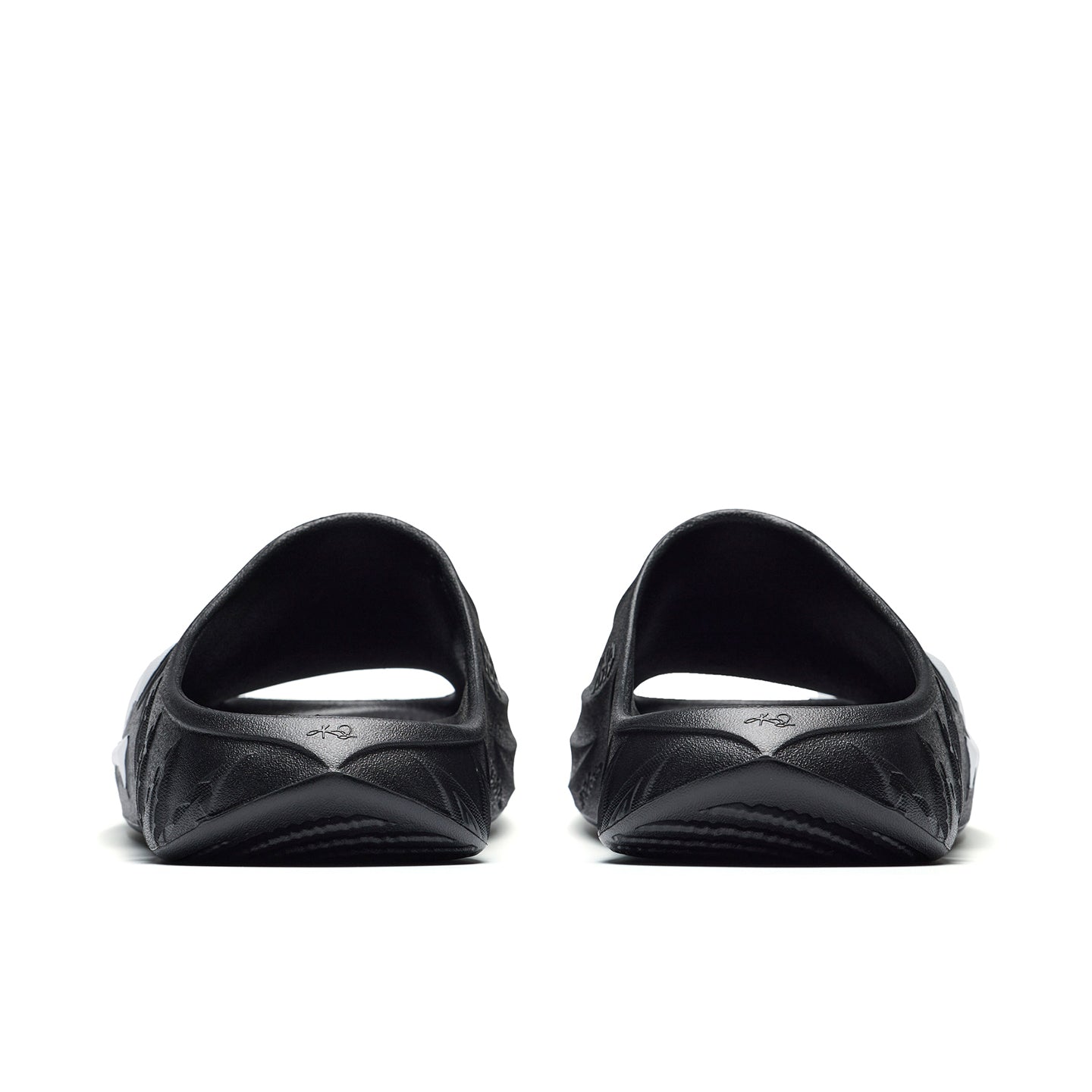 Anta KAI Hélà Slides 'Black White'