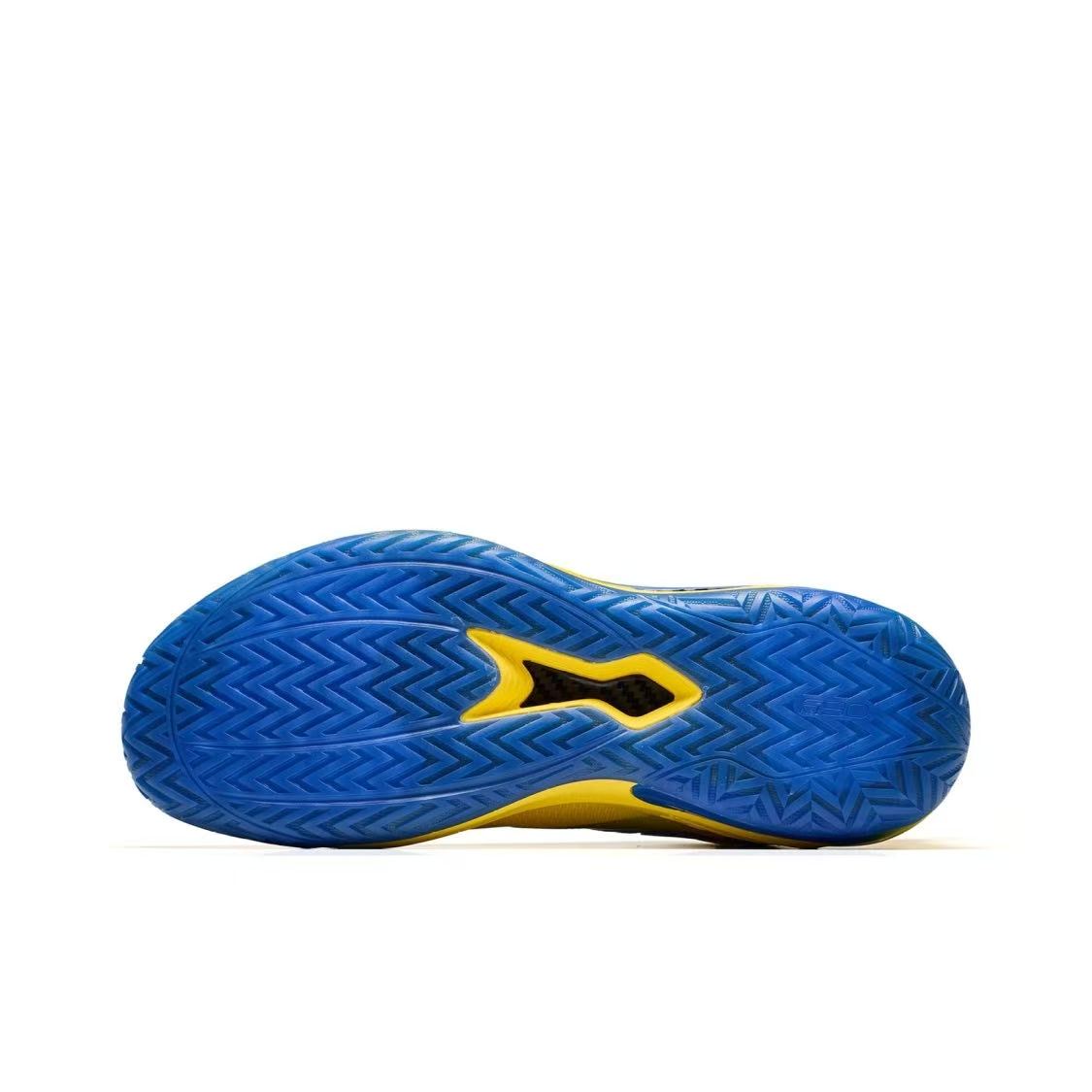 Anta Zap 4 'Minions'
