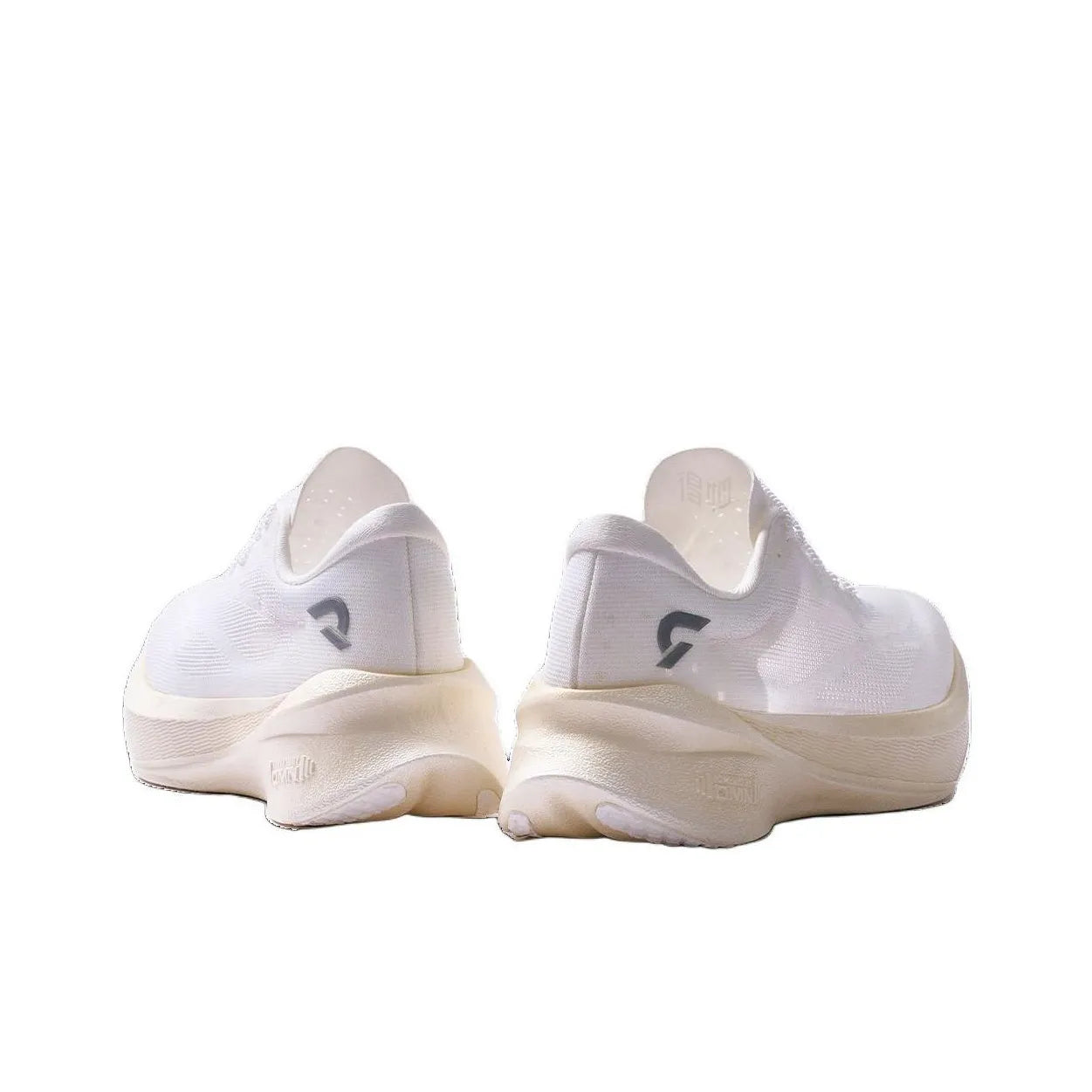 Dynafish 1.0 'White' | Running Shoes