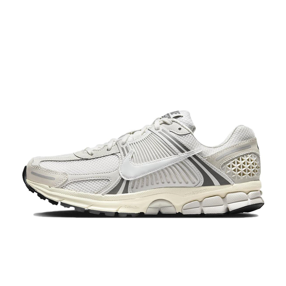 Nike Zoom Vomero 5 'Platinum Tint'