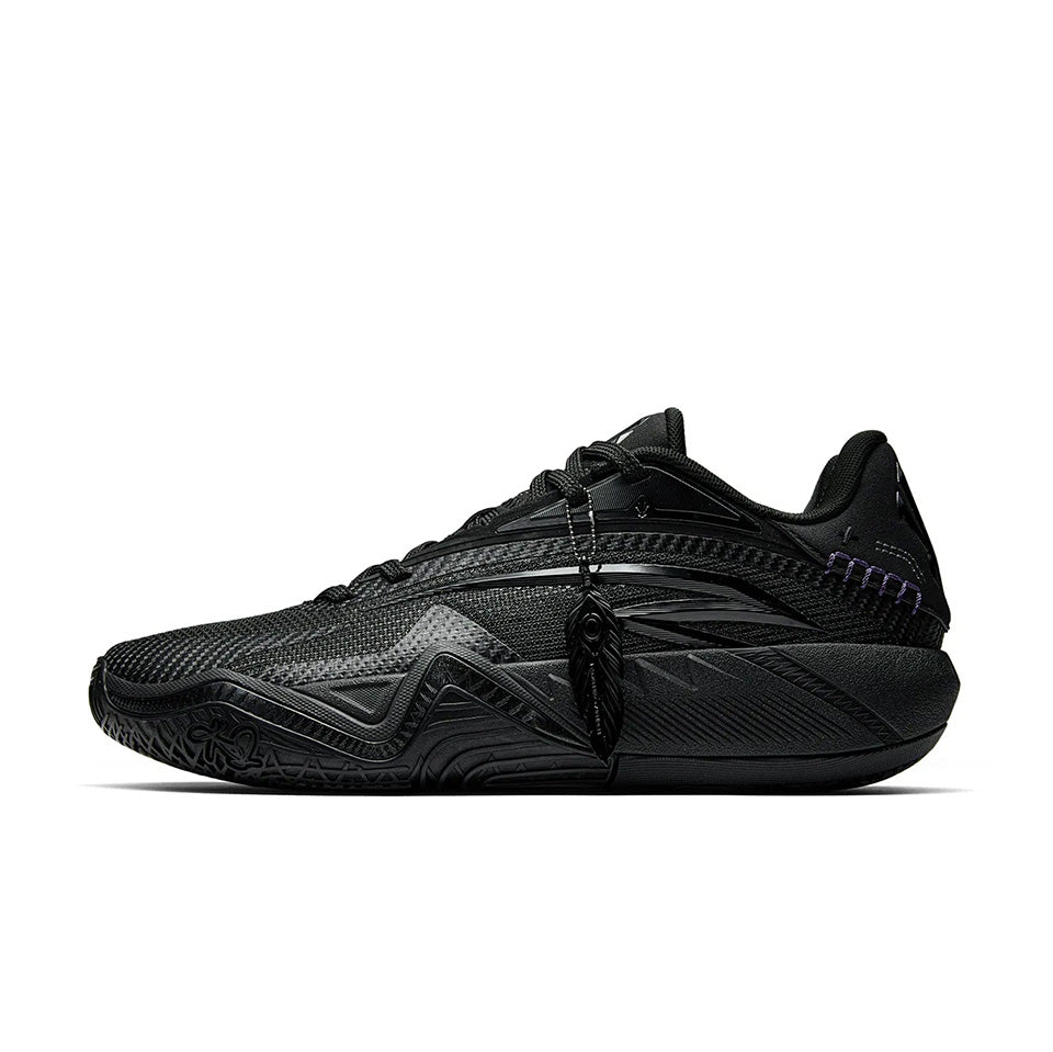 Anta KAI 3 ’Triple Black‘