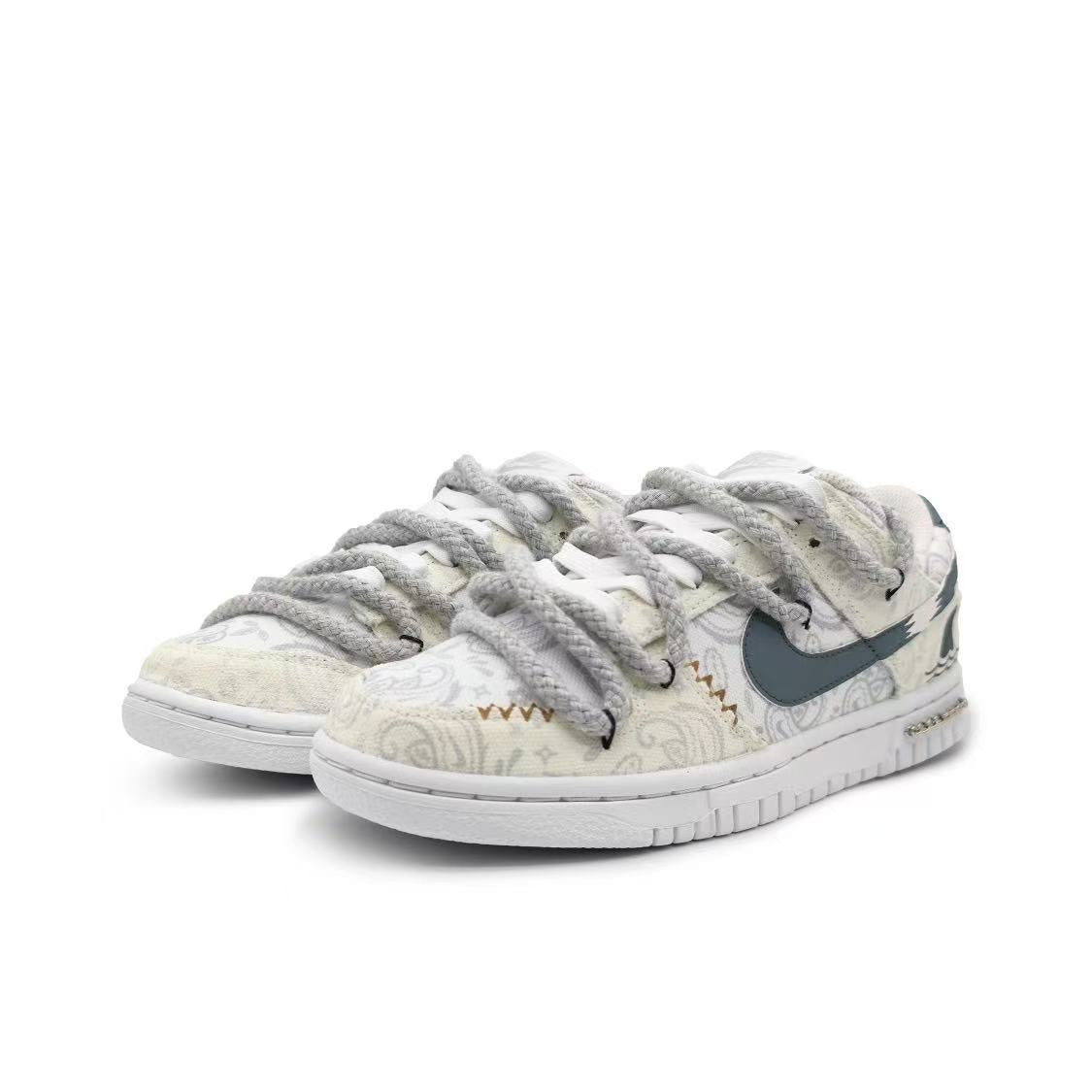 Nike Dunk Low Top 'Holiday Drift' [Customized]