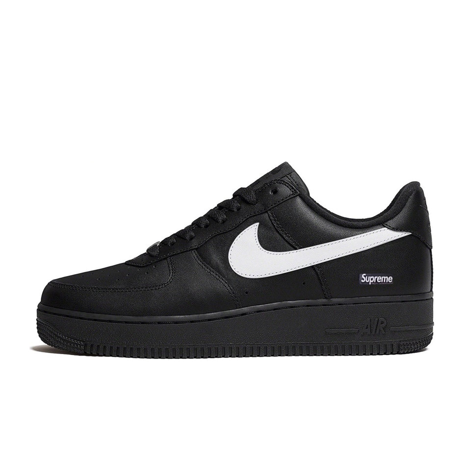 Nike x Supreme エアフォース1 'Black'