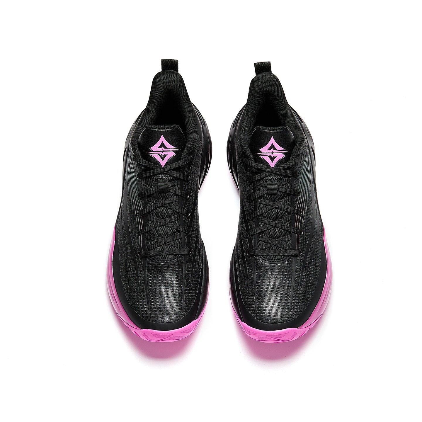 Anta Skyline 3 Nebula 'Noir Violet'