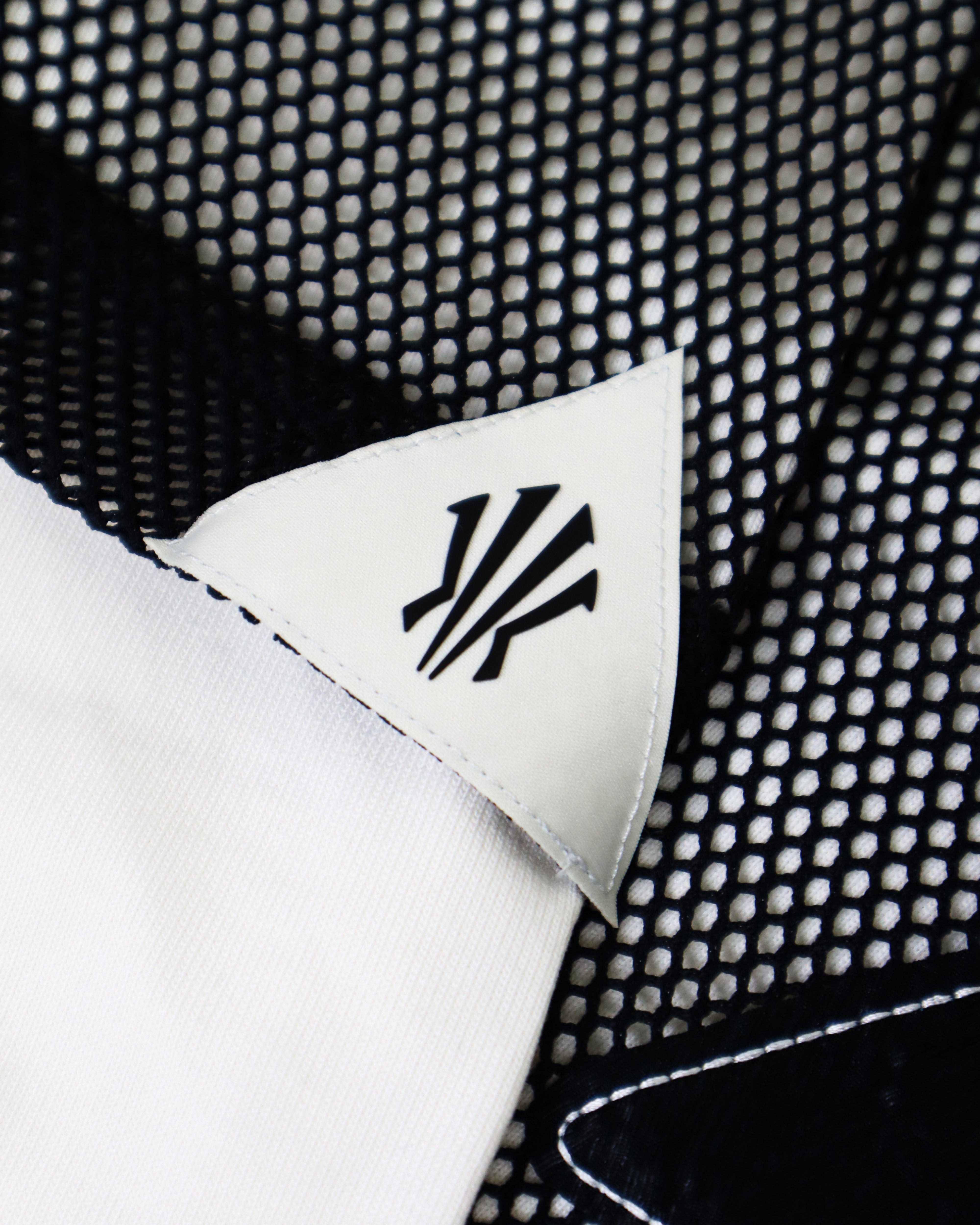 Sudadera Anta Kai 'Negro Blanco'