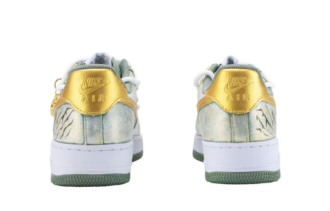 Jordan Air Force 1 „Divine Mark“ [Angepasst]