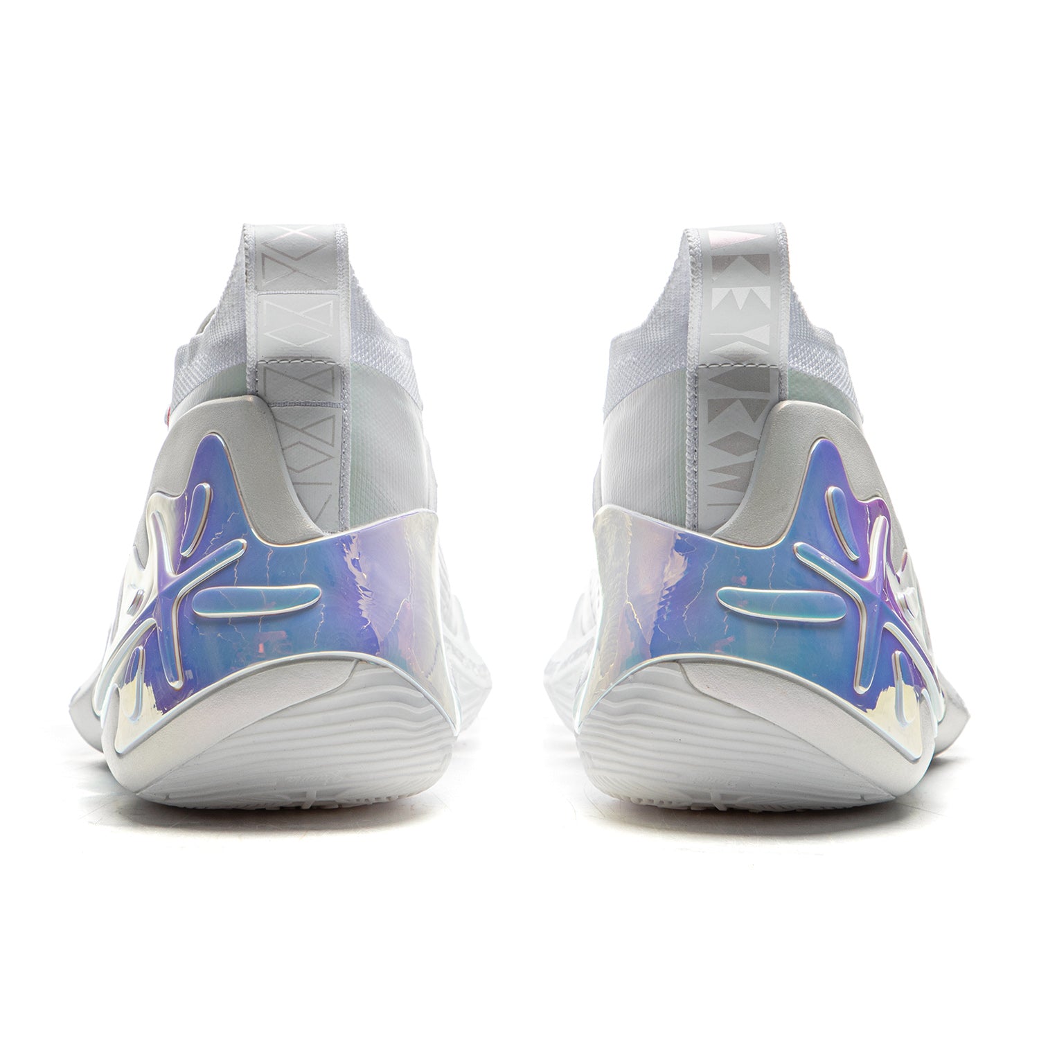 LiNing Way of Wade 11 ‘Flash Silver’